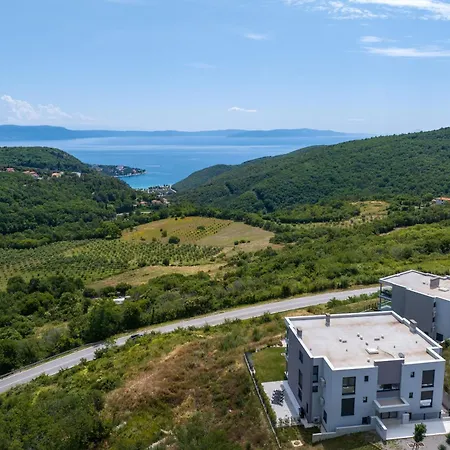 Premium Sunshine With A Sea View